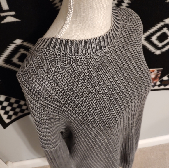 🖤NWT Forenza Love Pink Oversized Campus Fit Chunk Sweater, Distressed Black, SM - Picture 3 of 10